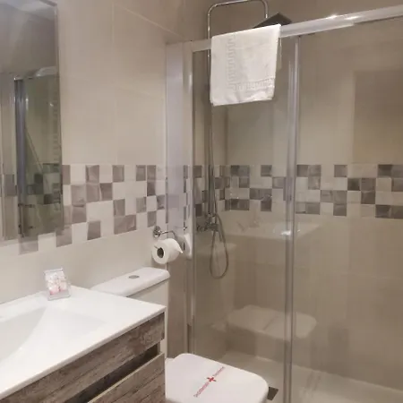 酒店 El Cantil 利亚内斯