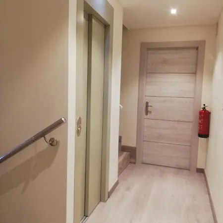 El Cantil 3* يانس